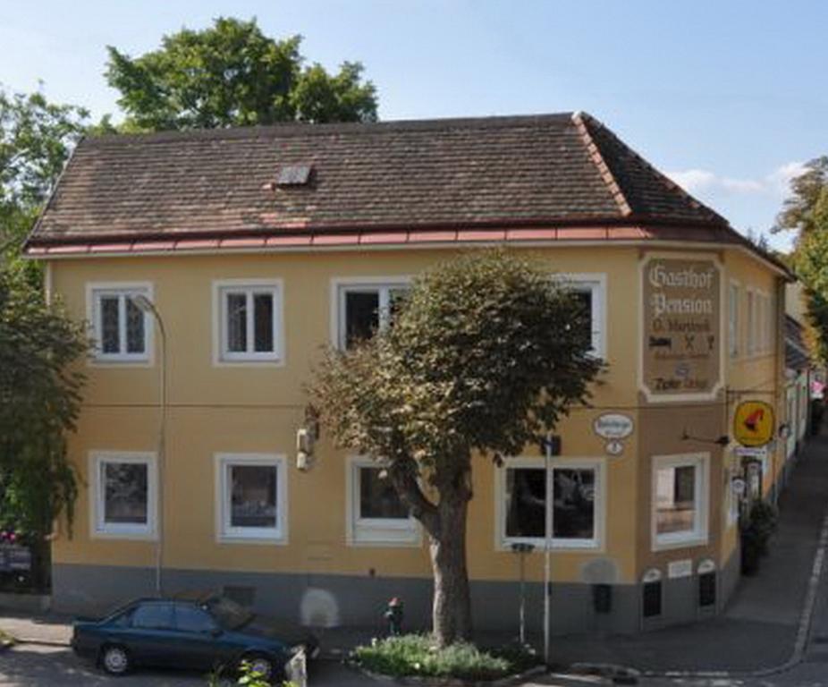 Hotel-Gasthof Martinek Baden Exterior photo